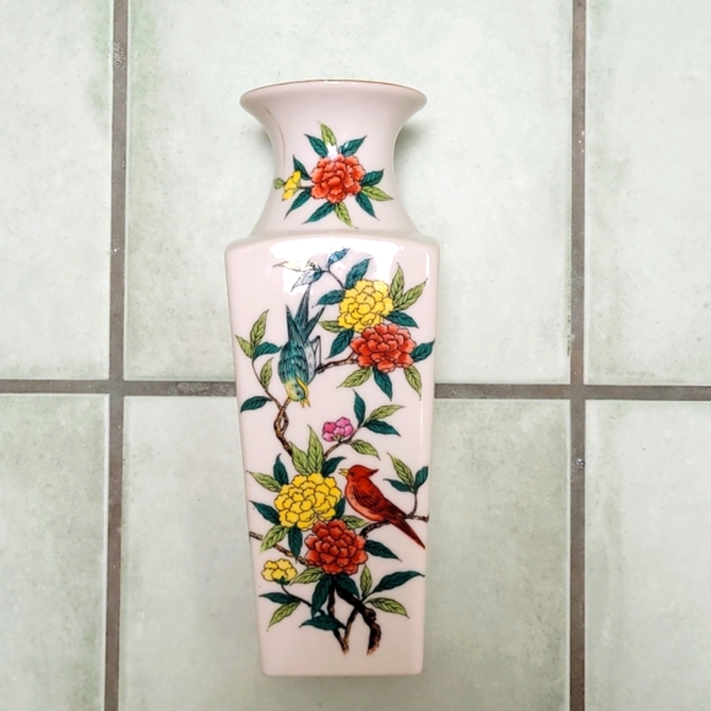 Vintage Chinoiserie Vase